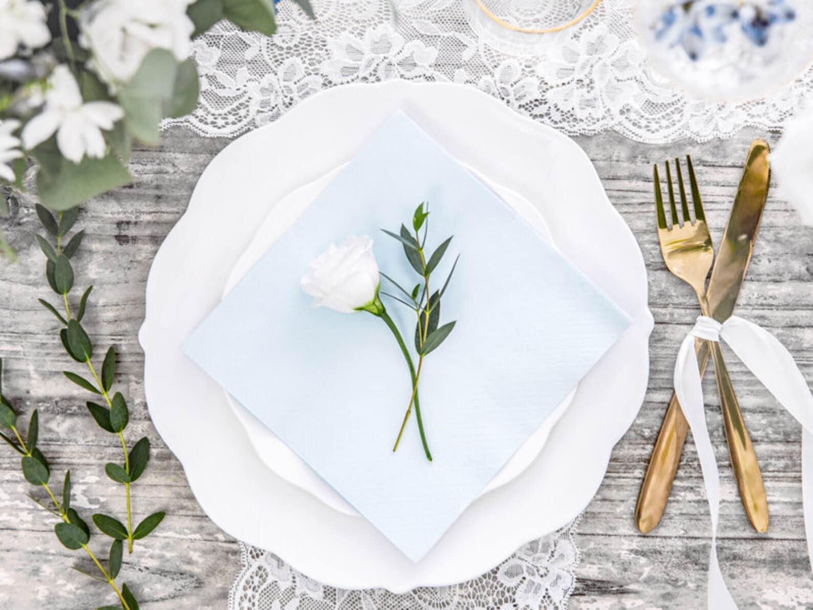 pale blue napkins https://taraswonderworld.co.uk/shop/