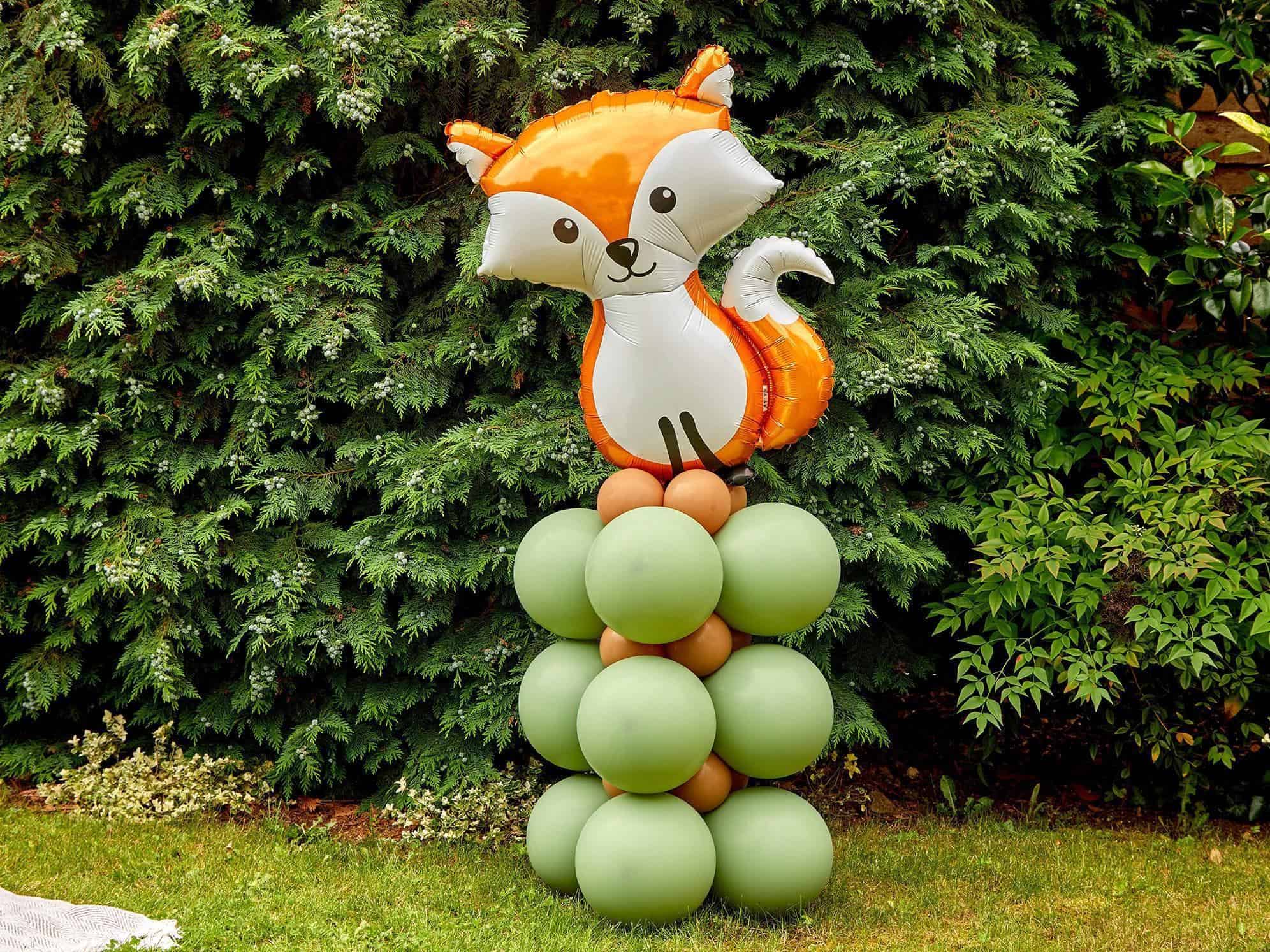 DIY Bunny Balloon Sculpture