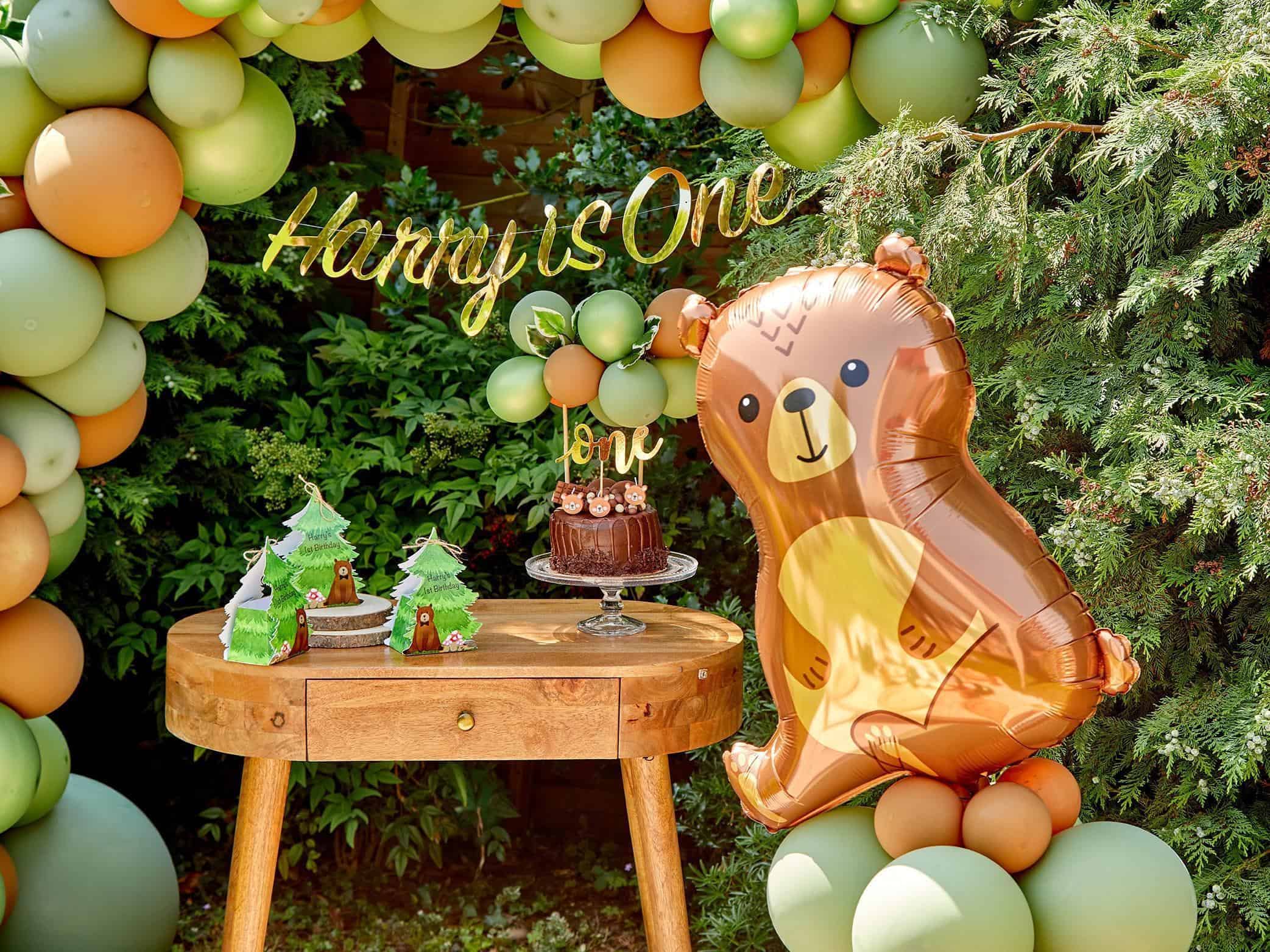 DIY Bunny Balloon Sculpture