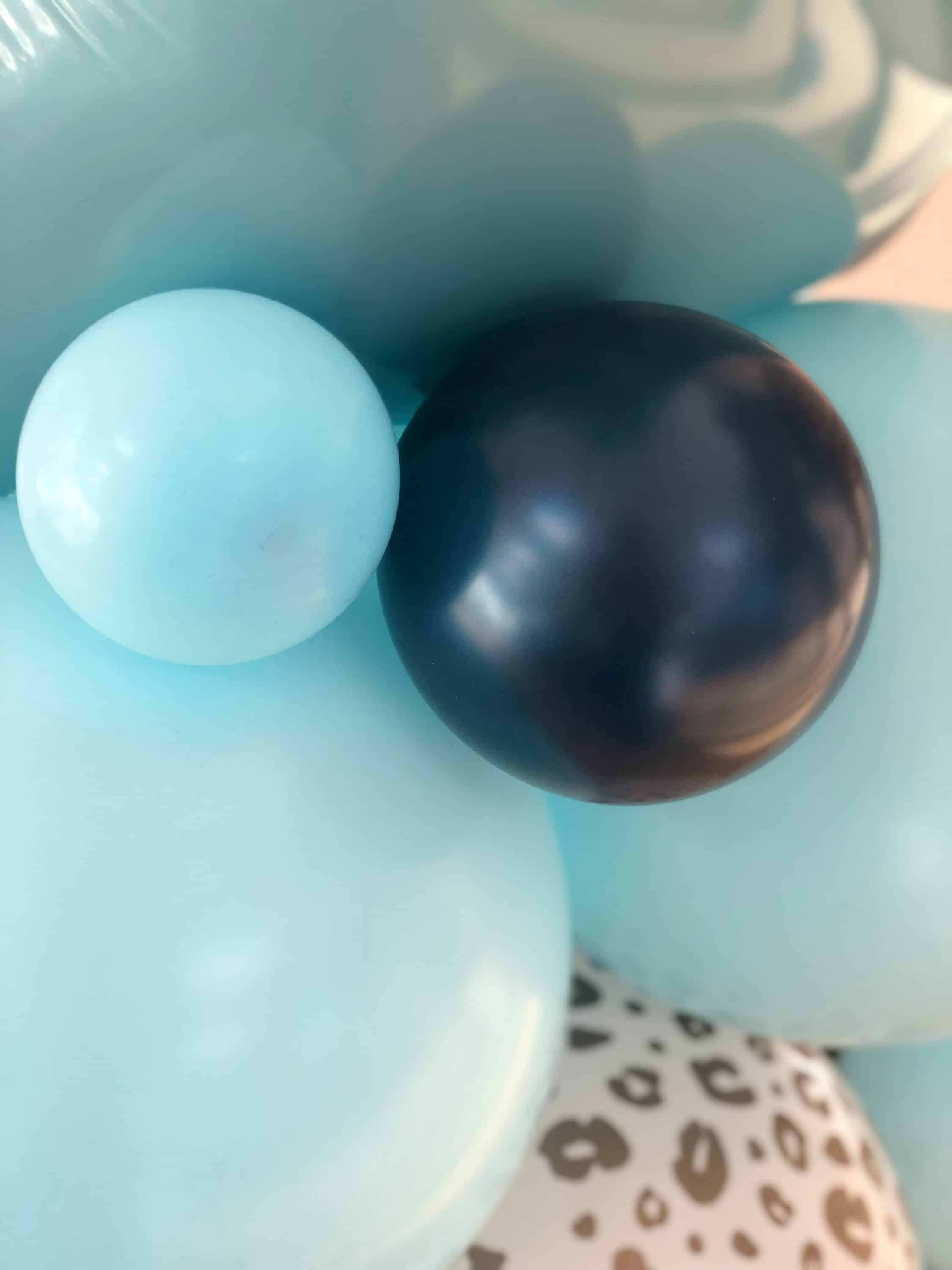 DIY Large 55" Safari Balloon Sculpture Balloon Detail