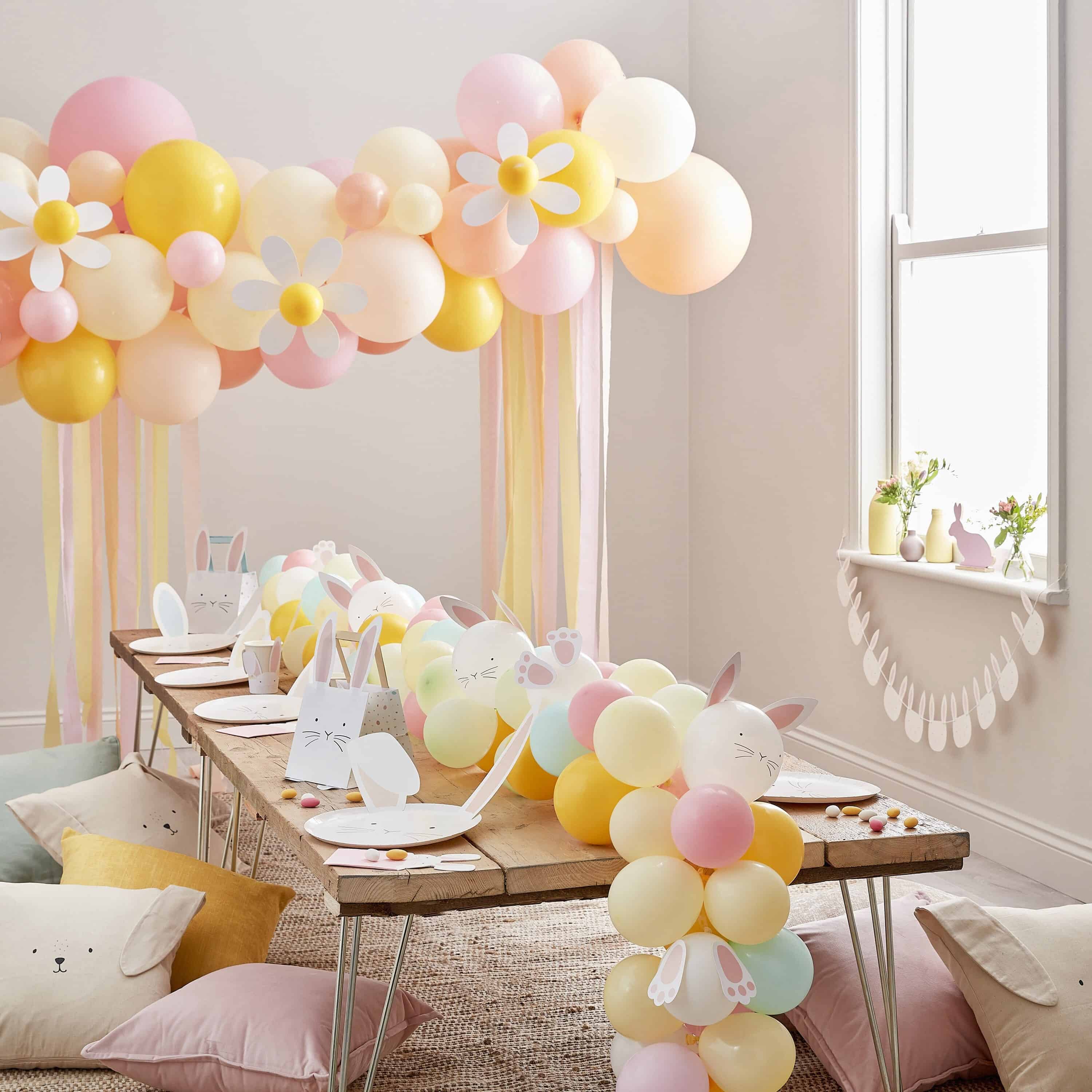 Eater Balloon Garland