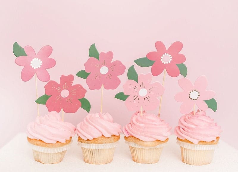 Floral cupcake toppers