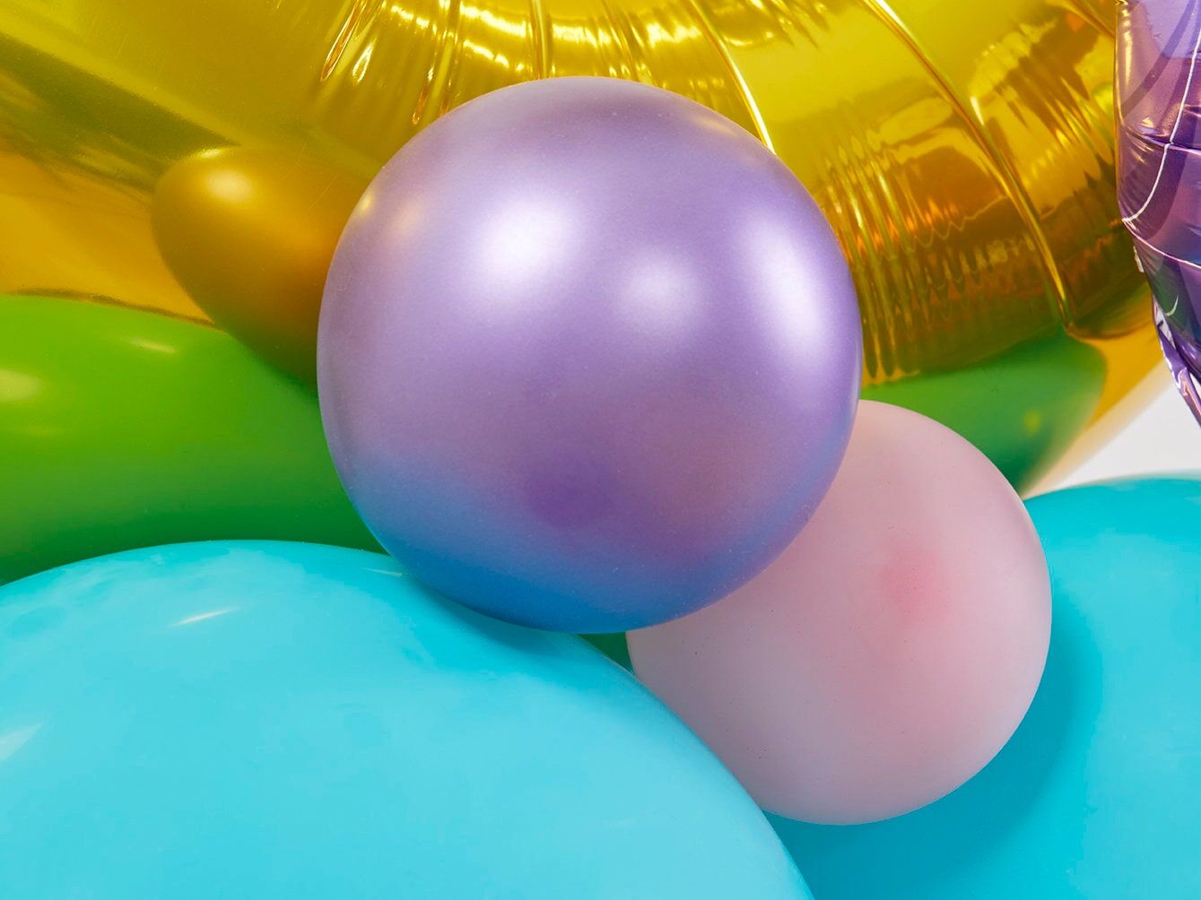 Mermaid Balloon Sculpture balloon detail