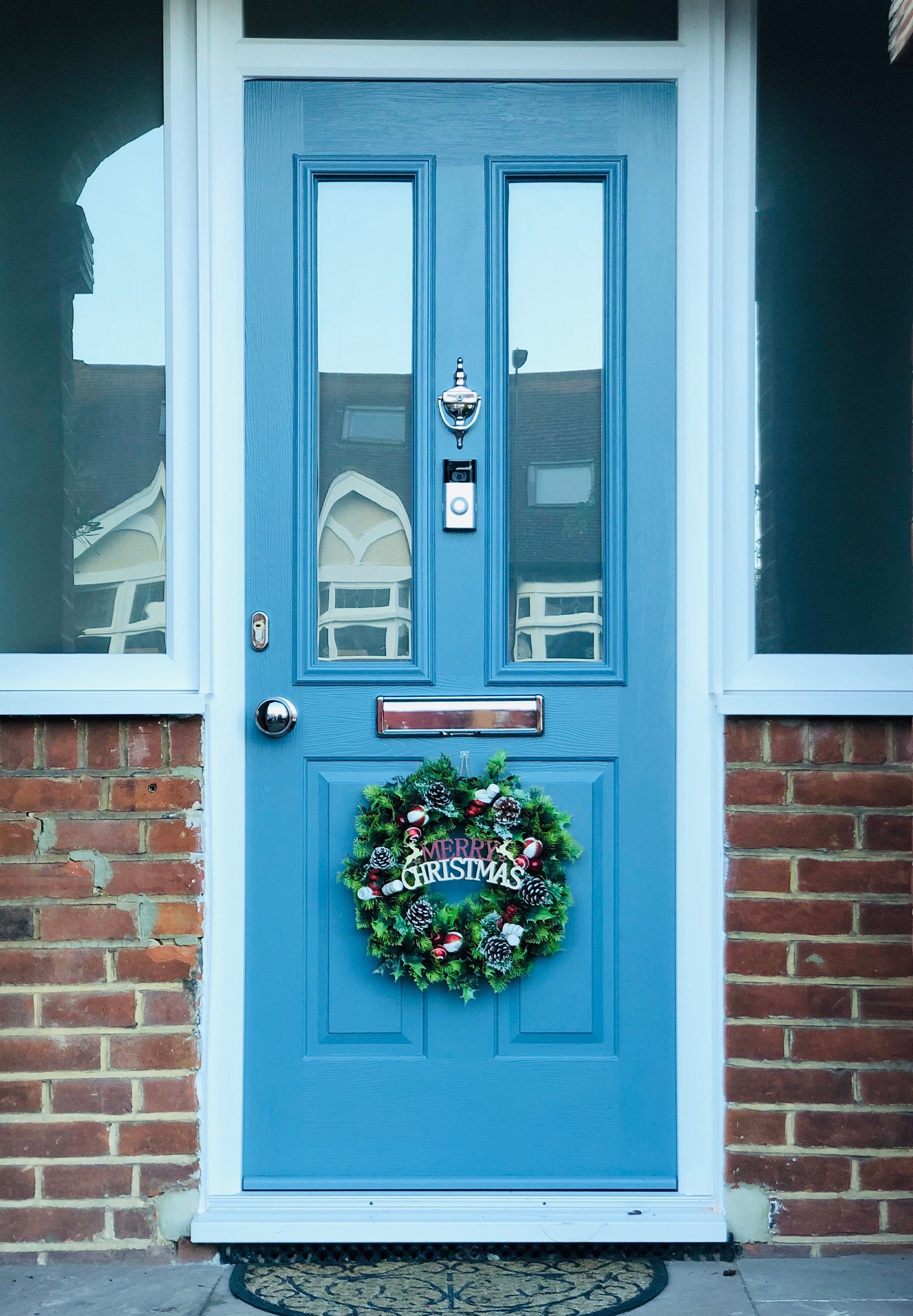 Long Mistletoe branch Long Mistletoe branch
