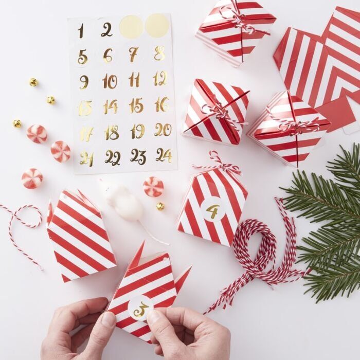 10 Santa Hat Glass Decorations DIY advent calendars