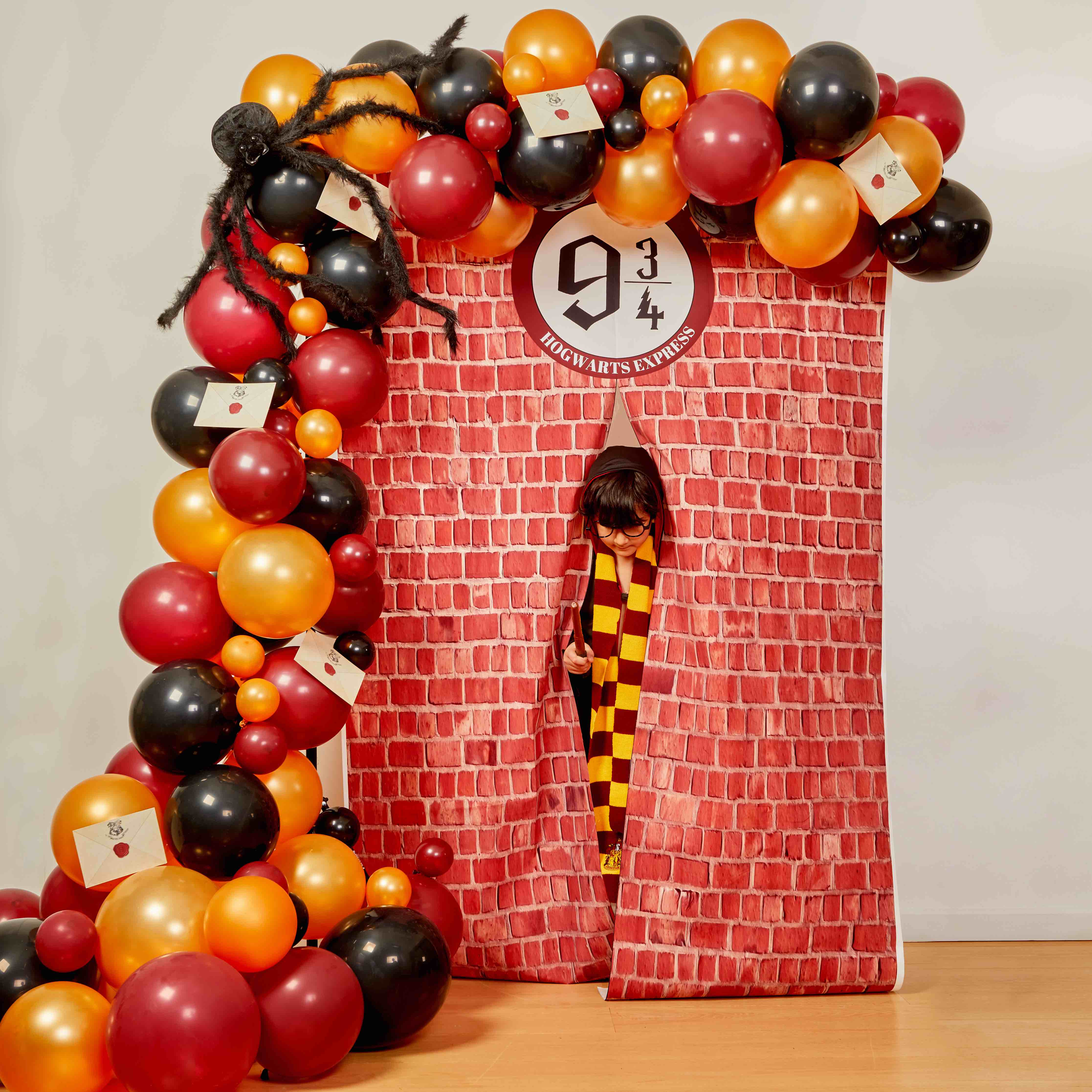 Harry Potter balloon Garland