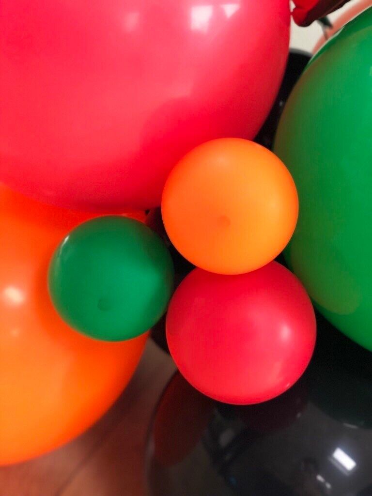 Balloon Sculpture Balloon Details