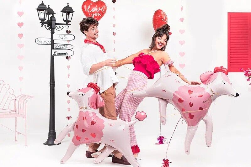 Pastel Pink Vertical Heart Garland Valentine's Day Poodle Foil Balloon