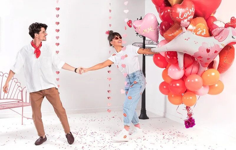 Valentine's Day Poodle Foil Balloon Valentine's Day Poodle Foil Balloon