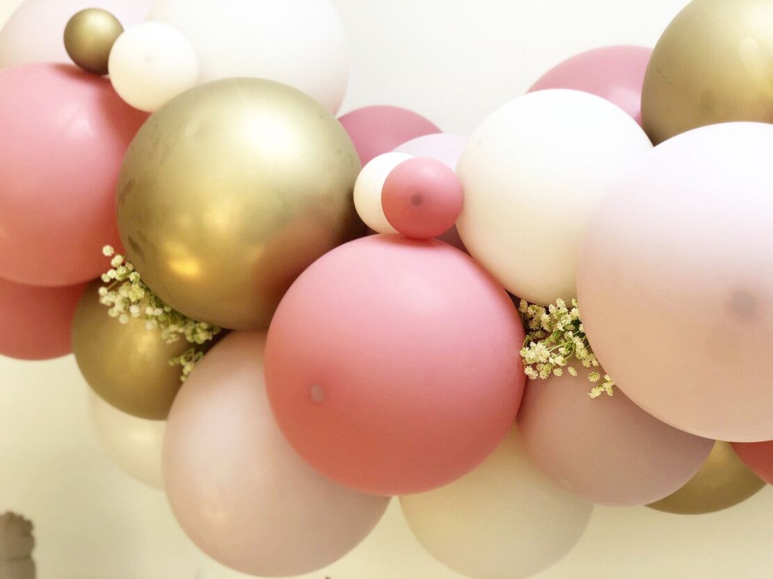 Pink Duck Balloon Arch Pink Duck Balloon Arch