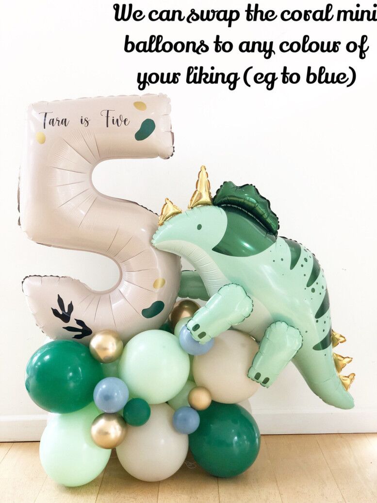 DIY Triceratops Balloon Sculpture
