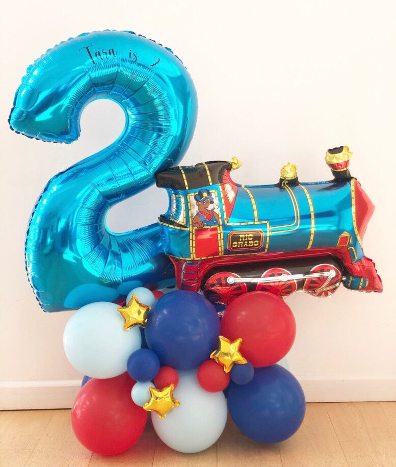 DIY Large Train Sculpture