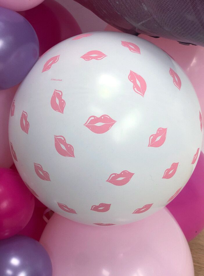 DIY Large Barbie Balloon Sculpture DIY Large Barbie Balloon Sculpture