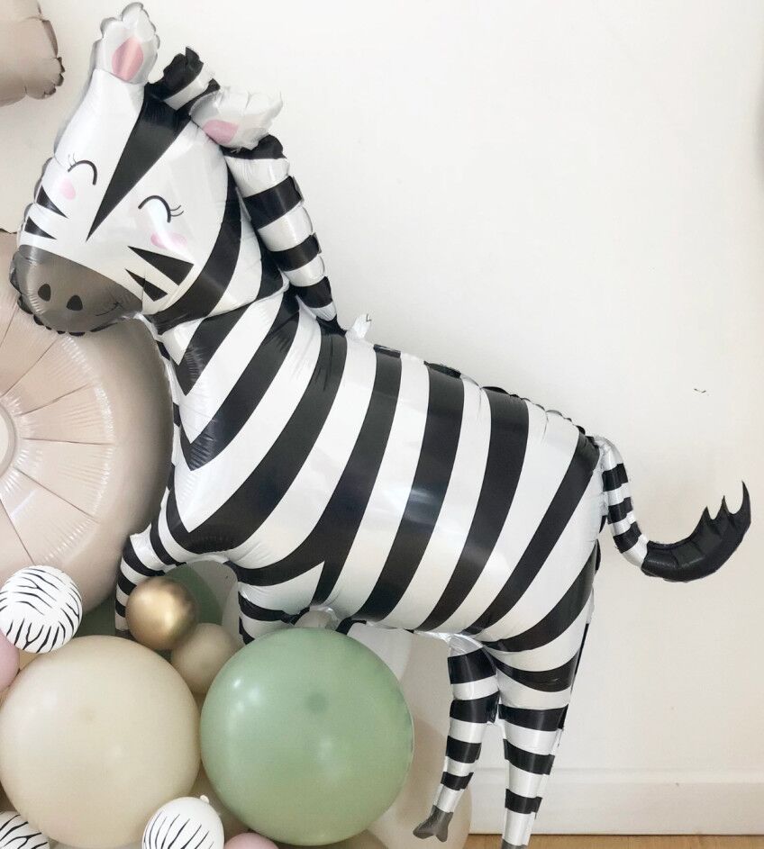 DIY Cute Zebra Balloon Sculpture DIY Cute Zebra Balloon Sculpture