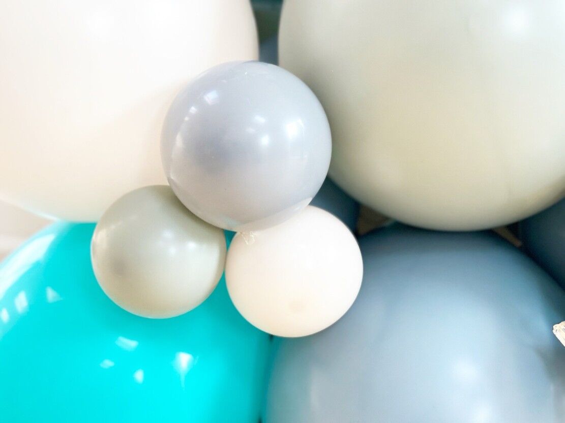 DIY Elephant Balloon Sculpture