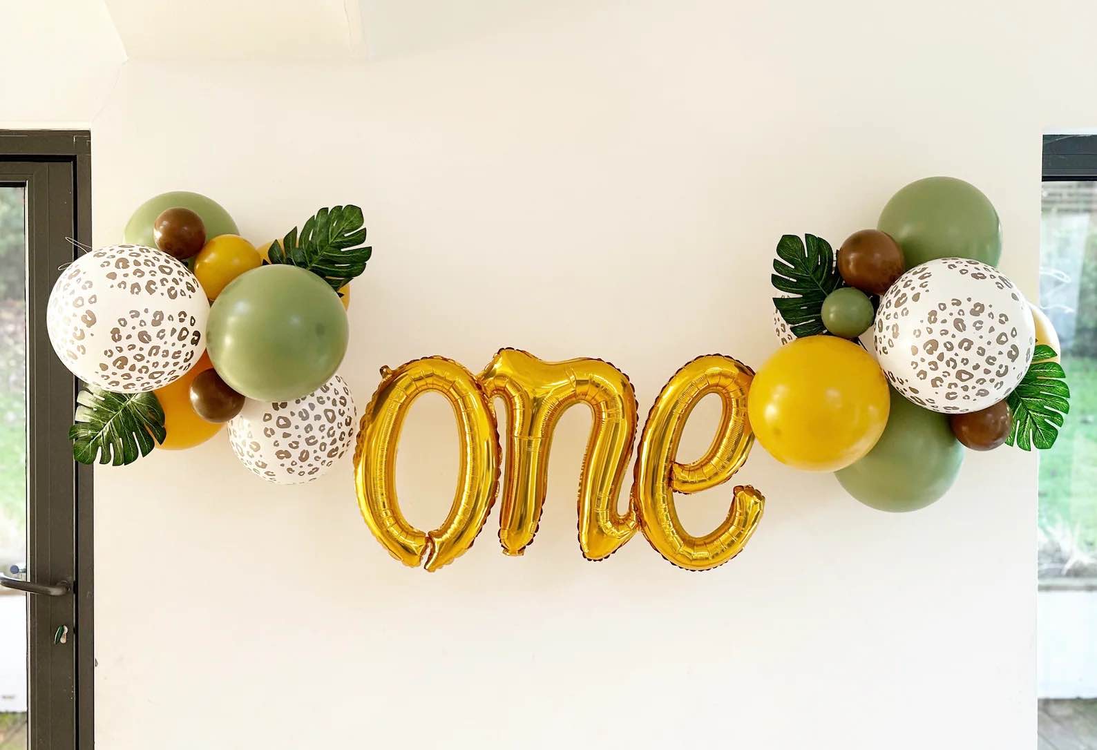 Safari One Balloon Bunting