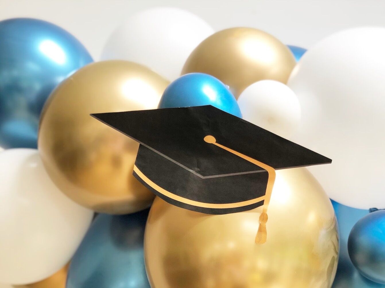 Graduation DIY Balloon Garland Kit Graduation DIY Balloon Garland Kit