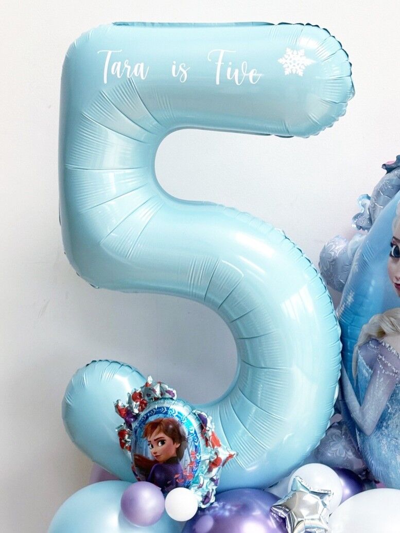 DIY Frozen Balloon Sculpture