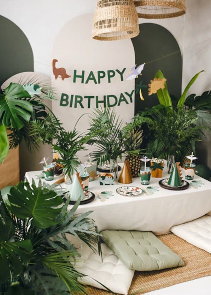 Triceratops Snack Wall Stand Dinosaur Happy Birthday Banner