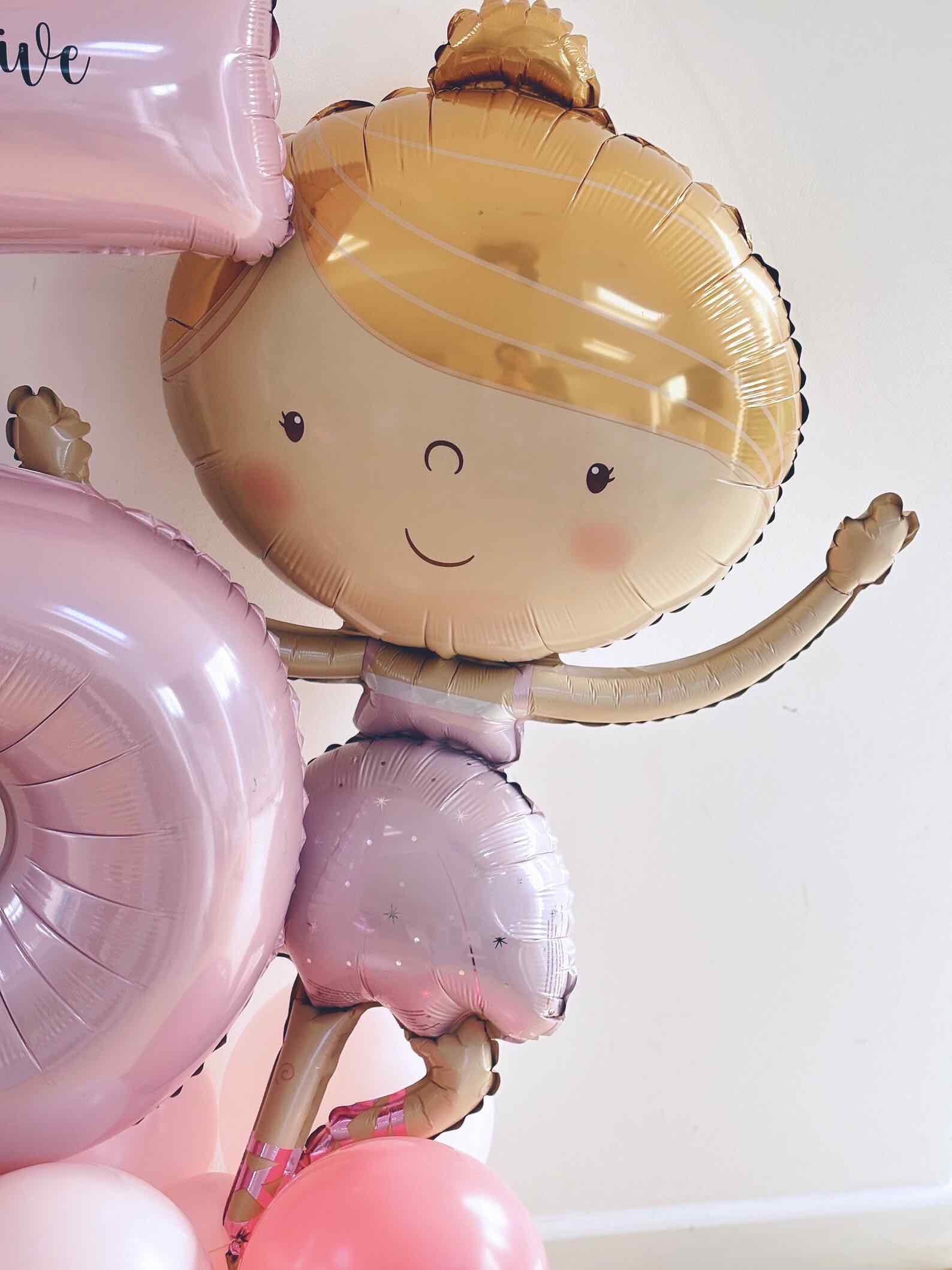 DIY Ballerina Balloon Sculpture