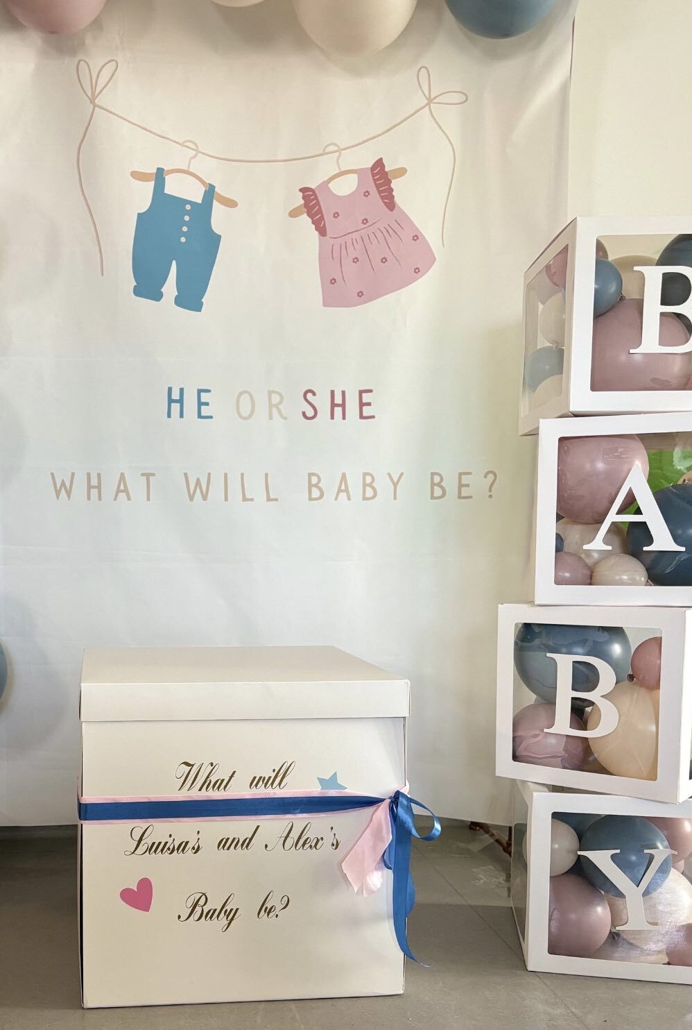 Including or excluding vinyl stickers?