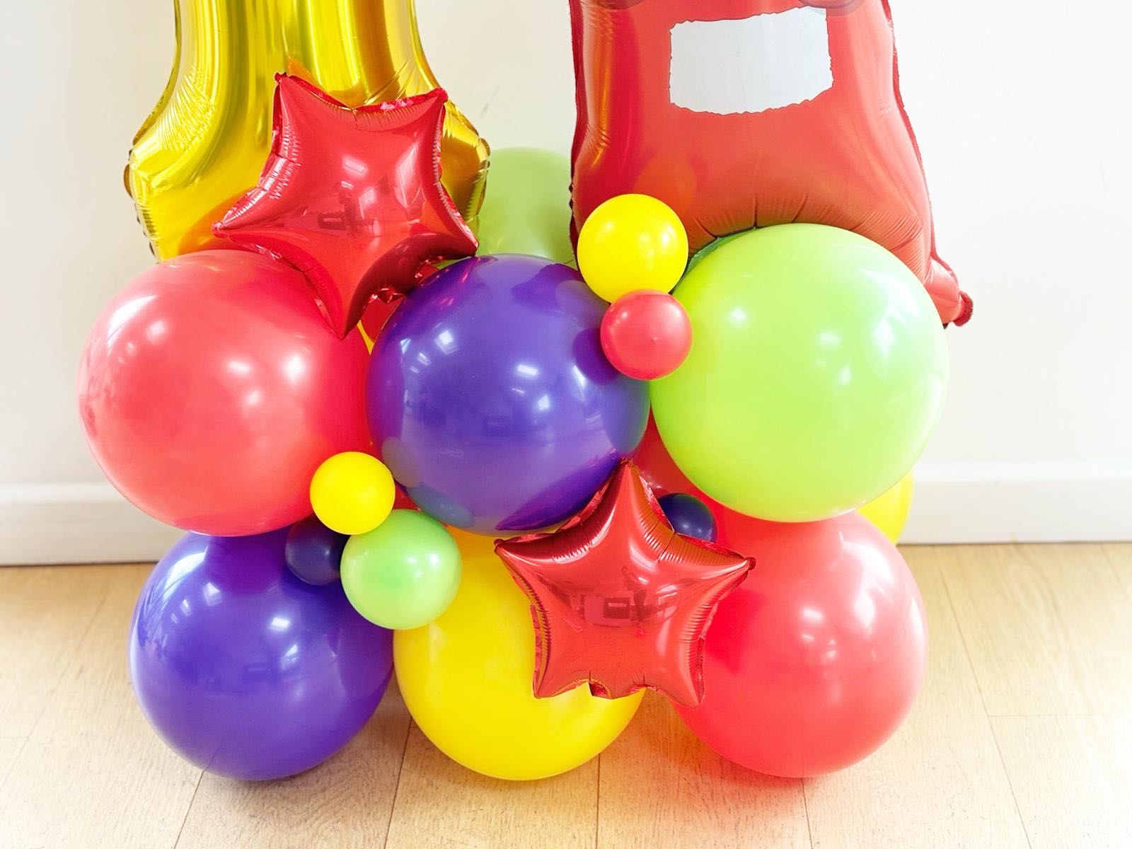 DIY Teletubbies Balloon Sculpture