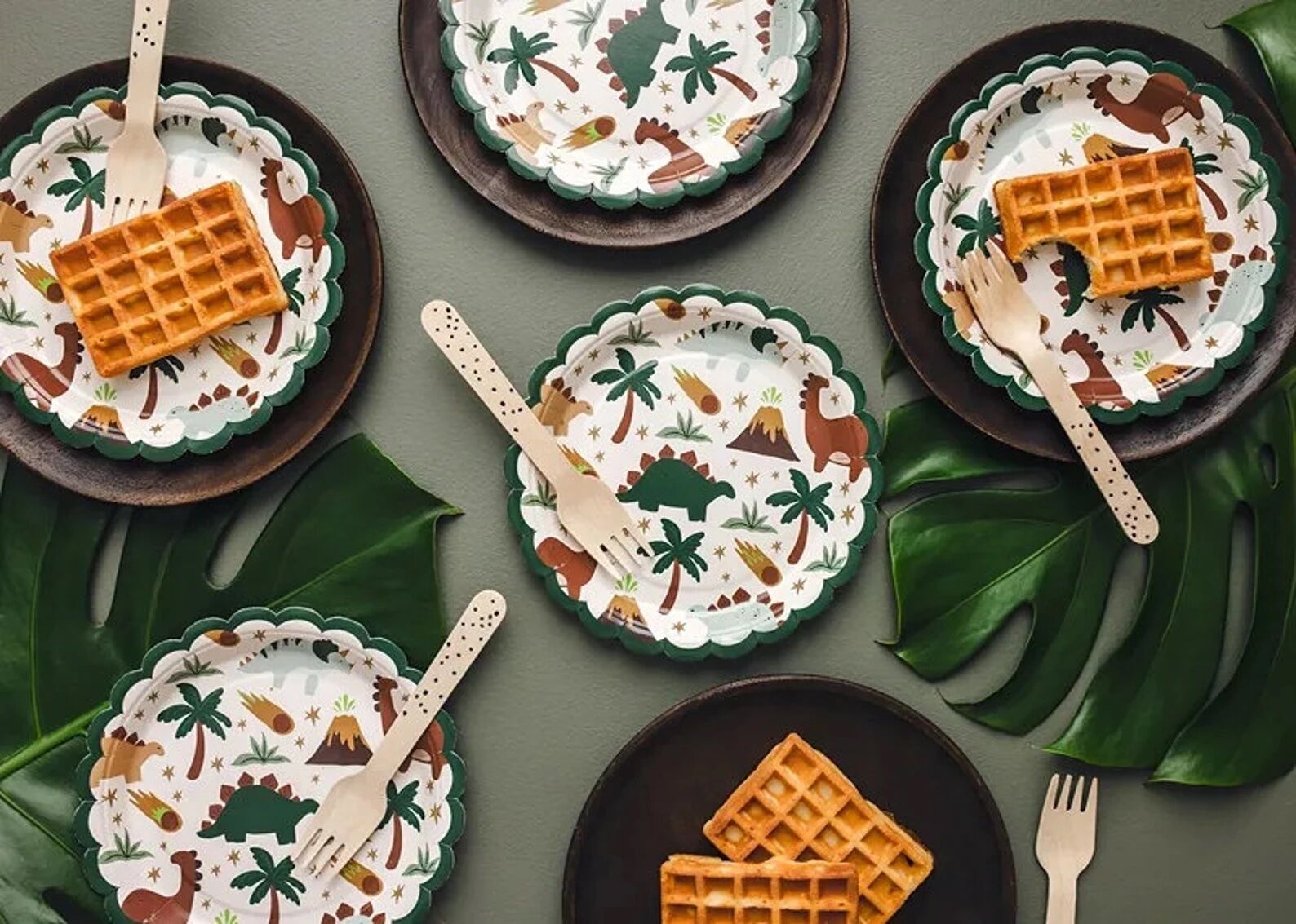 Dinosaur Themed Paper Plates