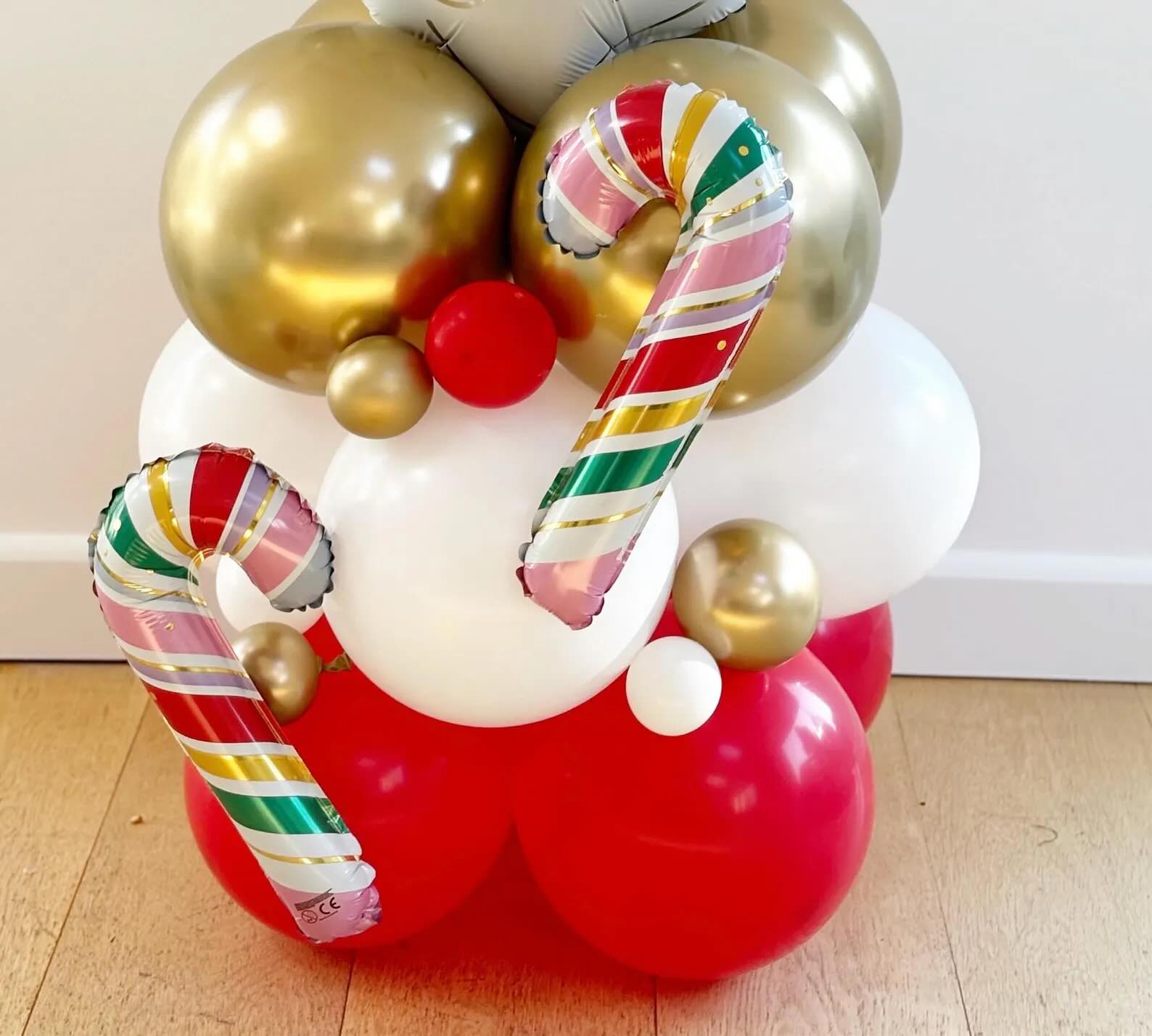 Santa Balloon Sculpture