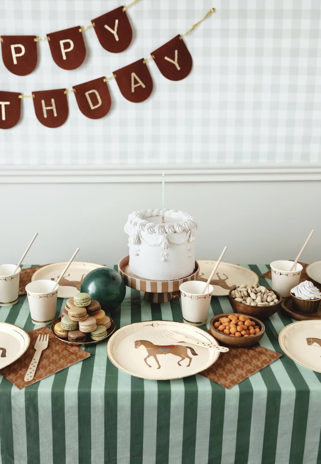 Green Horse Stirrups Synthetic Table Cover