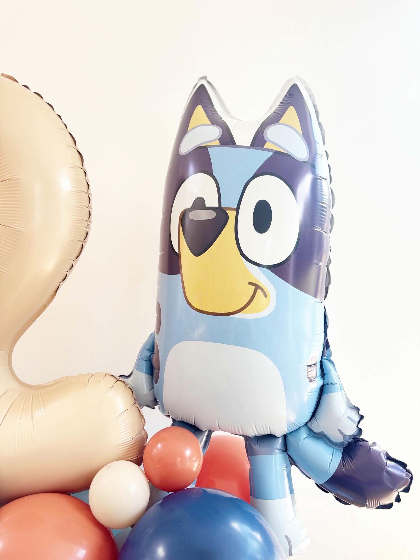 Bluey/Bingo Balloon Sculpture