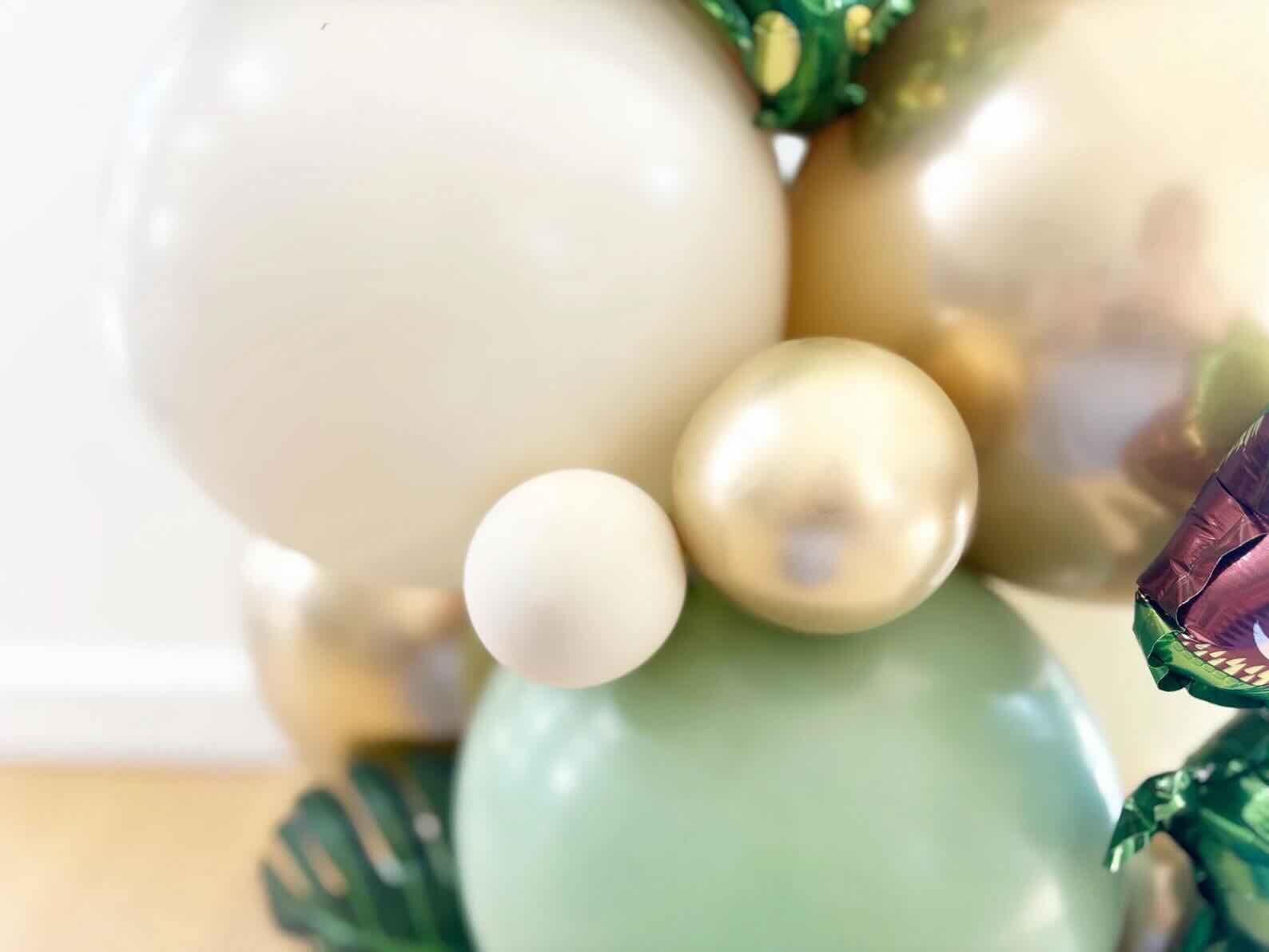 Dino T-Rex Balloon Sculpture