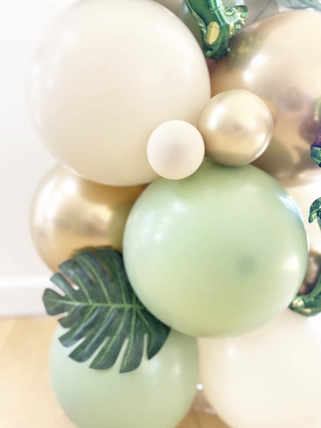 Dino T-Rex Balloon Sculpture