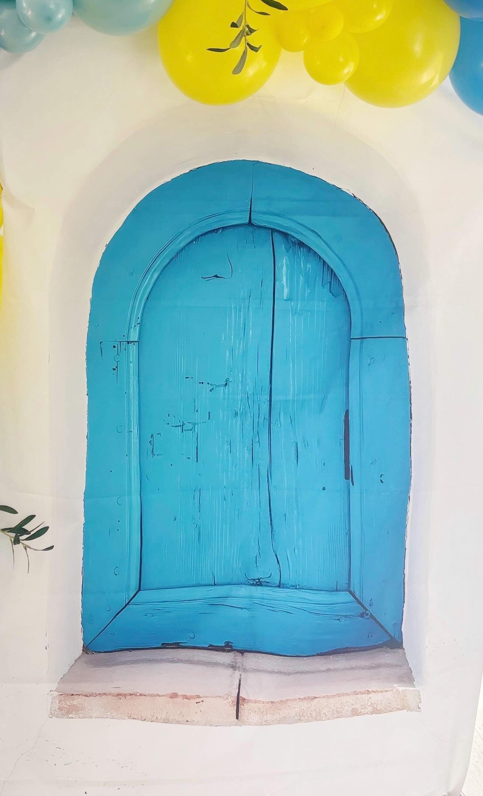 Planning a fabulous summer party. This backdrop will make you feel like you are on holiday!