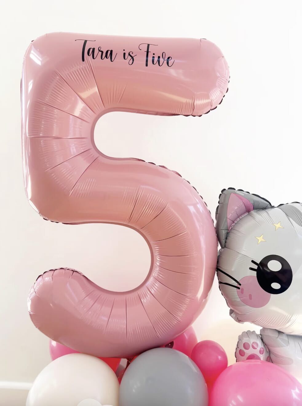 DIY Cat Balloon Sculpture