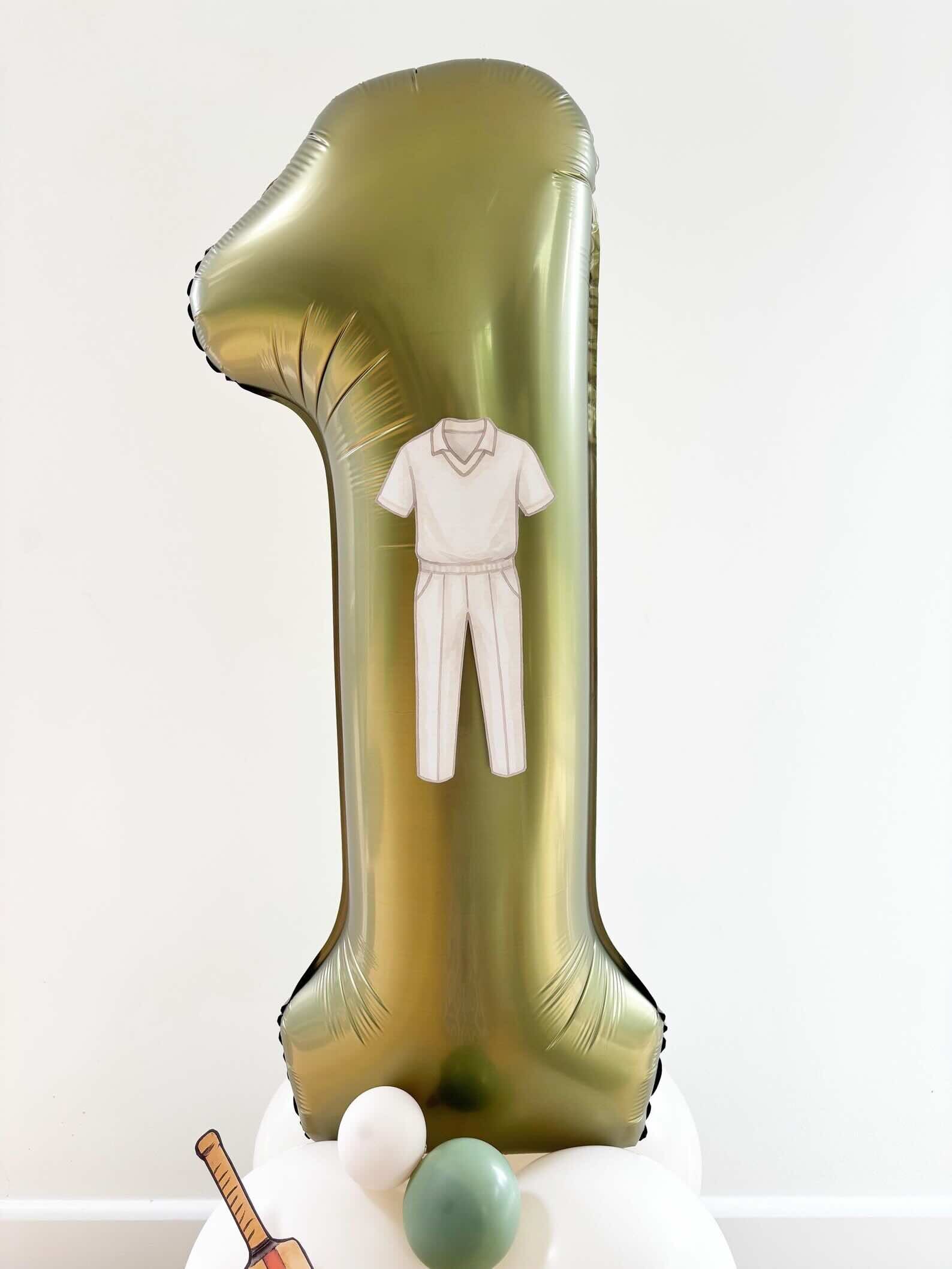 DIY 43" Cricket Balloon Sculpture