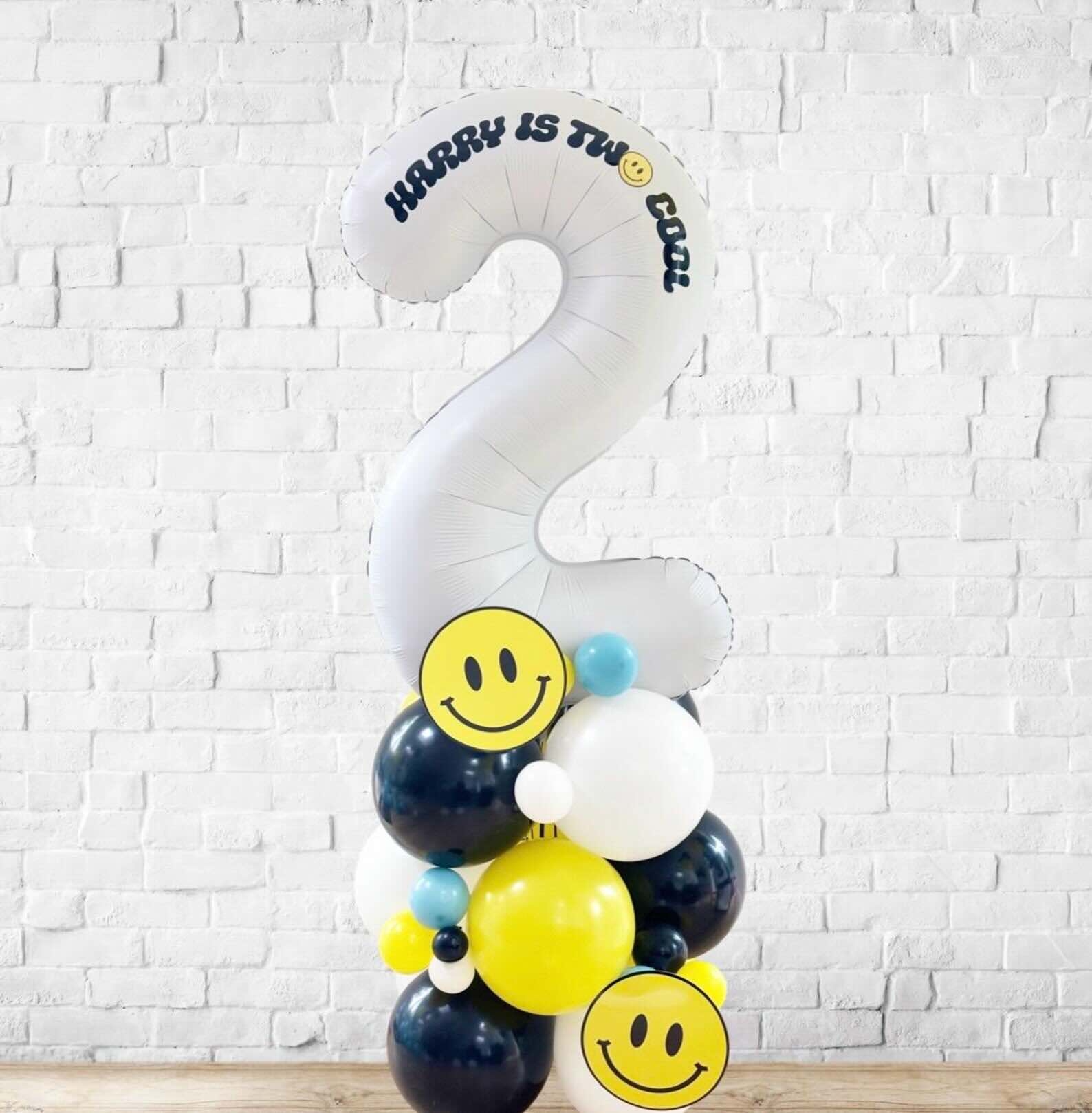 DIY One Happy Dude or Two Cool Balloon Sculpture