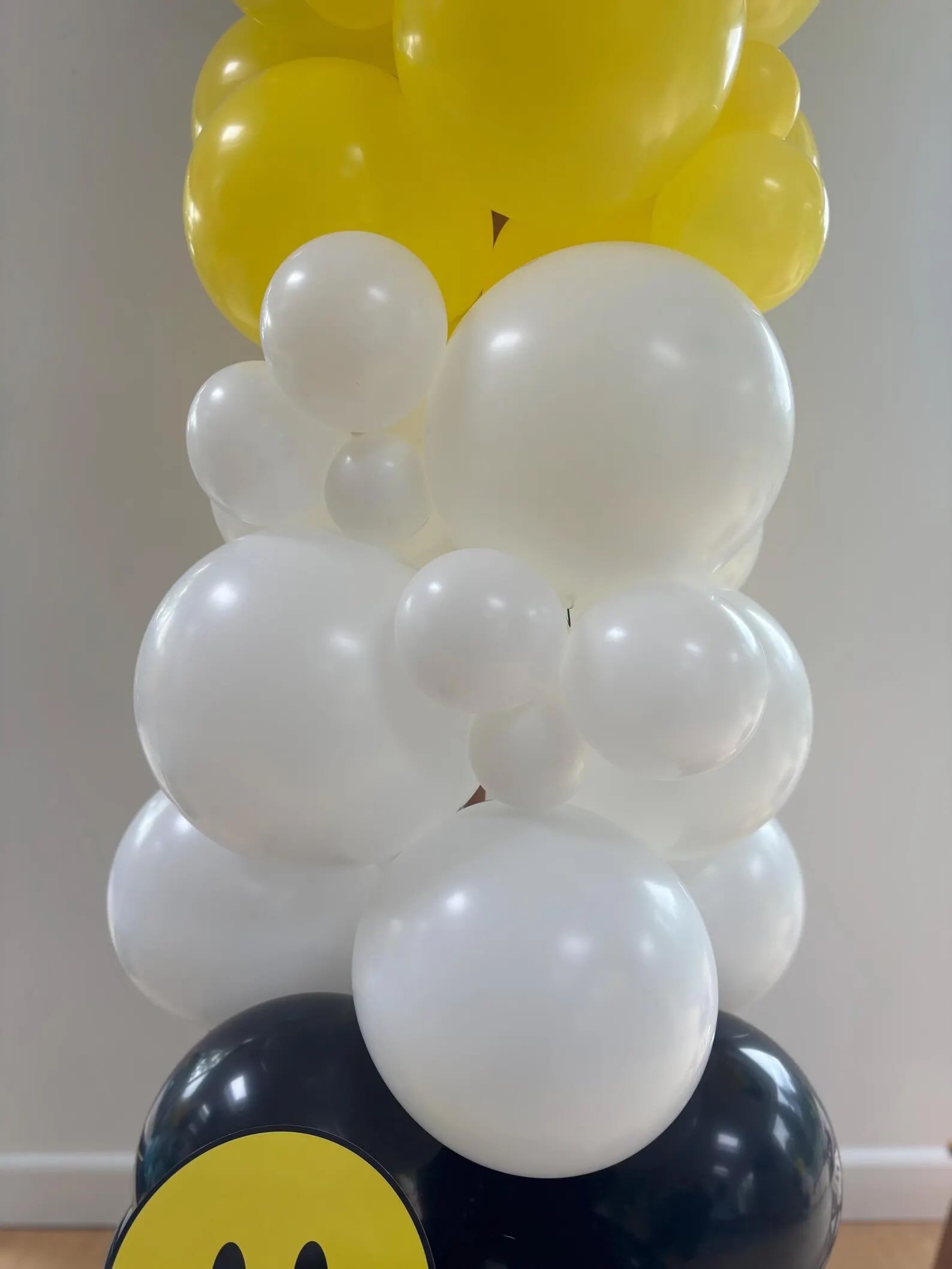 One Happy Dude Themed Balloon Arch