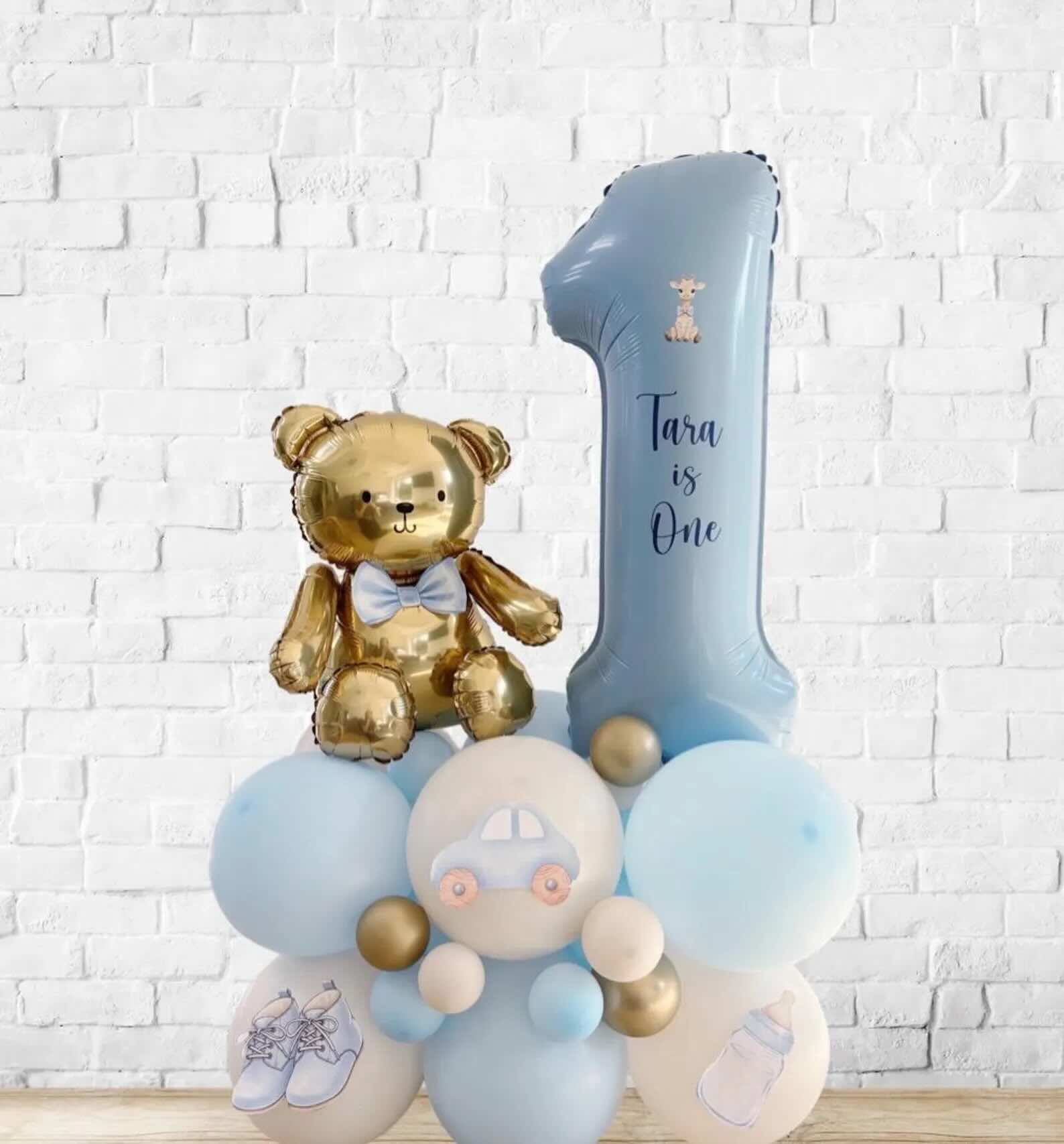 DIY Teddy Bear 1st Birthday Balloon Sculpture