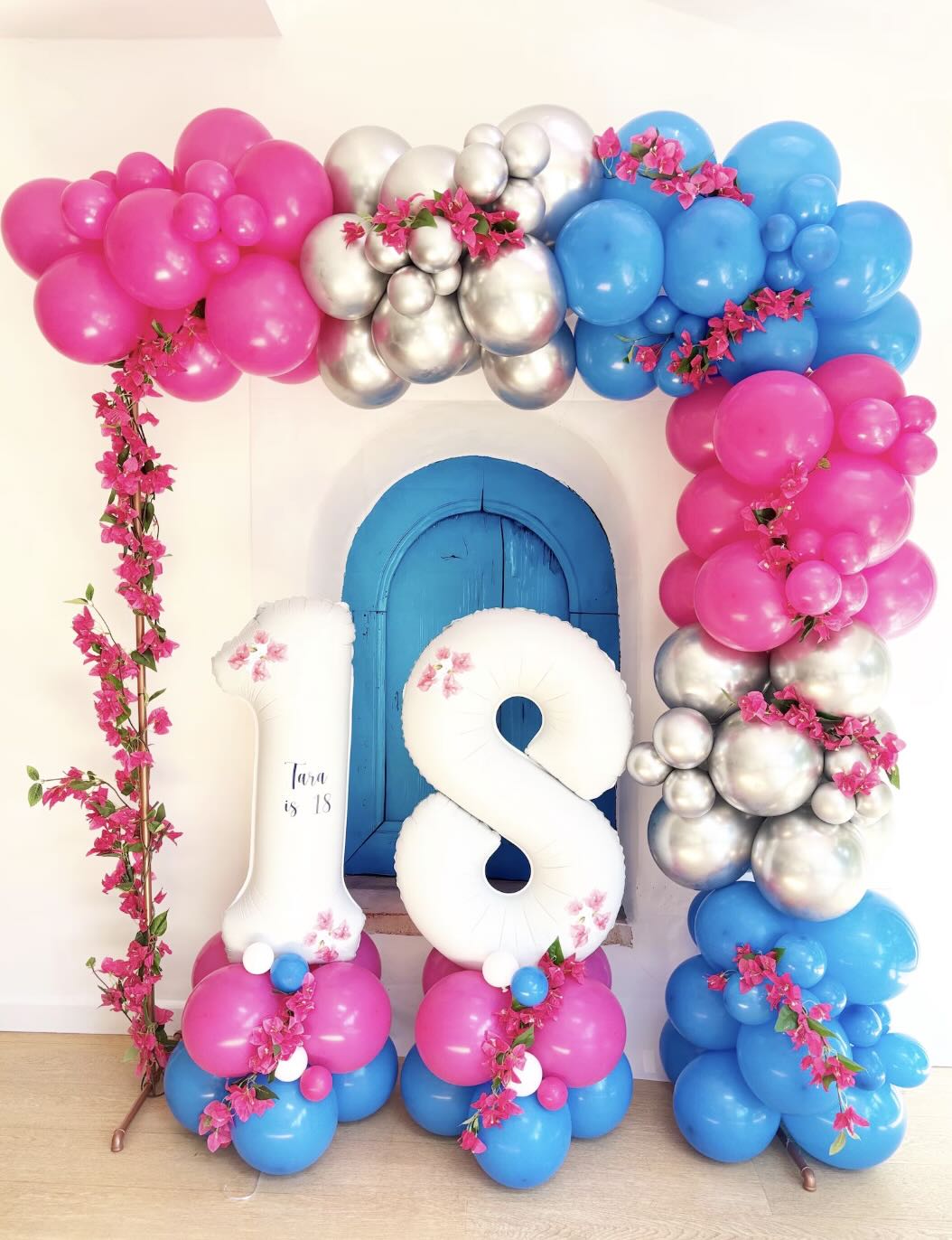 DIY Large 43" Mamma Mia Balloon Sculpture