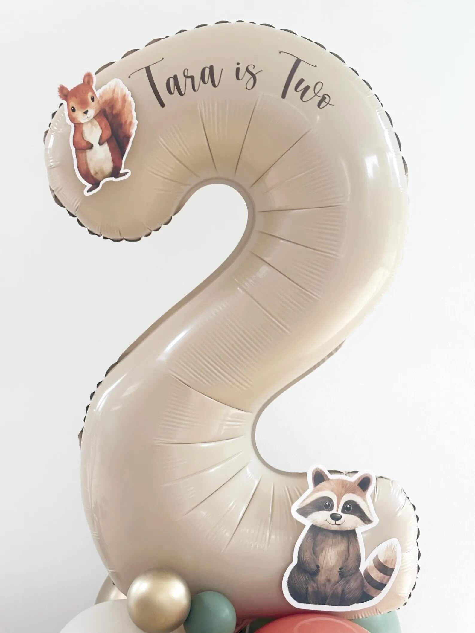 DIY Woodland Balloon Sculpture