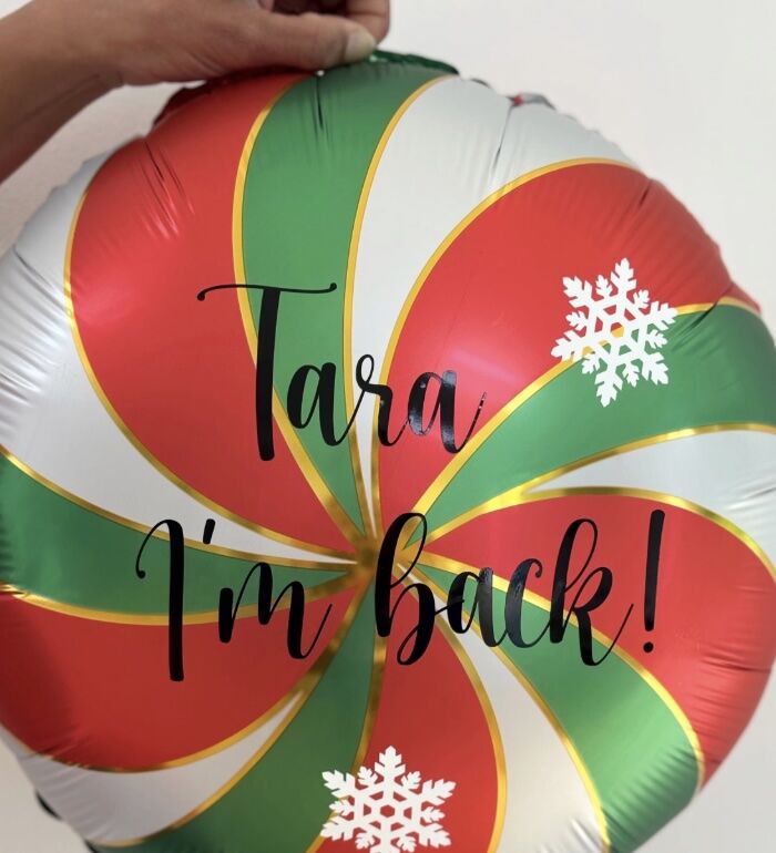 Elf Arrival Balloon and Swing Set