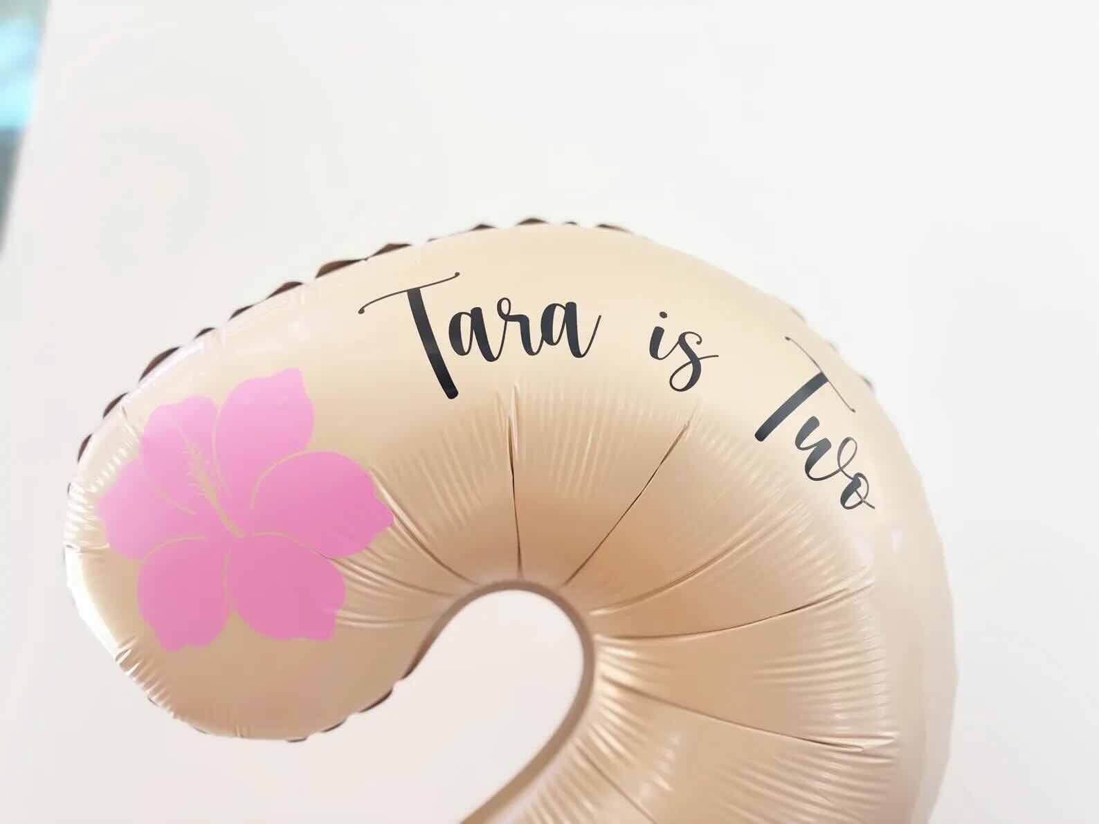 DIY Moana Balloon Sculpture